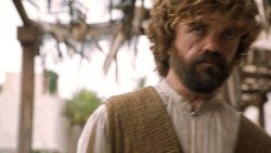 extant_GameOfThrones_6x01-TheRedWoman_3097