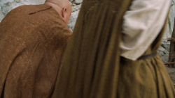 extant_GameOfThrones_6x01-TheRedWoman_3098