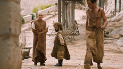 extant_GameOfThrones_6x01-TheRedWoman_3156