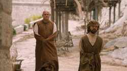 extant_GameOfThrones_6x01-TheRedWoman_3171
