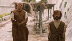 extant_GameOfThrones_6x01-TheRedWoman_3175