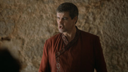 extant_GameOfThrones_6x01-TheRedWoman_3208