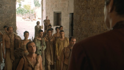 extant_GameOfThrones_6x01-TheRedWoman_3212