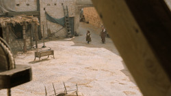 extant_GameOfThrones_6x01-TheRedWoman_3239