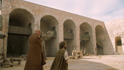 extant_GameOfThrones_6x01-TheRedWoman_3244