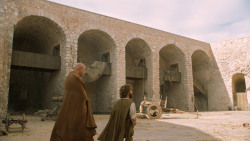 extant_GameOfThrones_6x01-TheRedWoman_3247