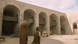 extant_GameOfThrones_6x01-TheRedWoman_3249