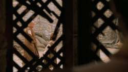 extant_GameOfThrones_6x01-TheRedWoman_3255