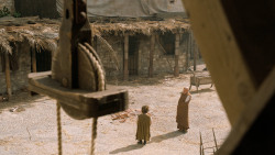extant_GameOfThrones_6x01-TheRedWoman_3270