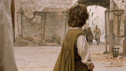 extant_GameOfThrones_6x01-TheRedWoman_3301