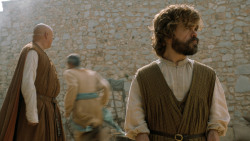 extant_GameOfThrones_6x01-TheRedWoman_3311