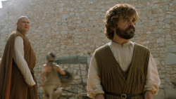 extant_GameOfThrones_6x01-TheRedWoman_3312
