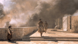 extant_GameOfThrones_6x01-TheRedWoman_3335