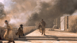 extant_GameOfThrones_6x01-TheRedWoman_3337