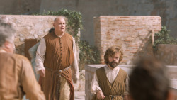 extant_GameOfThrones_6x01-TheRedWoman_3343