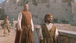 extant_GameOfThrones_6x01-TheRedWoman_3358