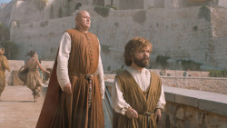 extant_GameOfThrones_6x01-TheRedWoman_3359