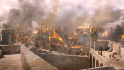 extant_GameOfThrones_6x01-TheRedWoman_3365
