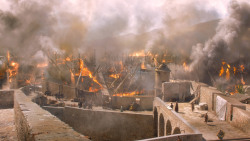 extant_GameOfThrones_6x01-TheRedWoman_3372