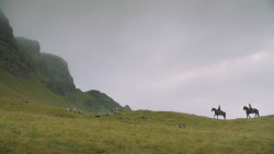 extant_GameOfThrones_6x01-TheRedWoman_3385