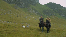 extant_GameOfThrones_6x01-TheRedWoman_3449