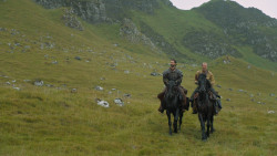 extant_GameOfThrones_6x01-TheRedWoman_3452