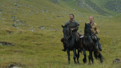 extant_GameOfThrones_6x01-TheRedWoman_3462