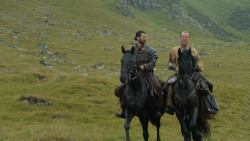 extant_GameOfThrones_6x01-TheRedWoman_3465