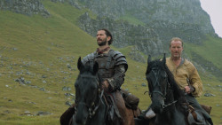 extant_GameOfThrones_6x01-TheRedWoman_3473