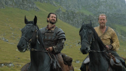 extant_GameOfThrones_6x01-TheRedWoman_3475