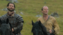extant_GameOfThrones_6x01-TheRedWoman_3486