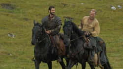 extant_GameOfThrones_6x01-TheRedWoman_3505