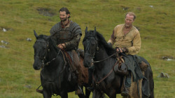 extant_GameOfThrones_6x01-TheRedWoman_3507