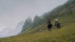 extant_GameOfThrones_6x01-TheRedWoman_3557