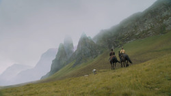 extant_GameOfThrones_6x01-TheRedWoman_3561
