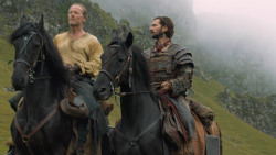 extant_GameOfThrones_6x01-TheRedWoman_3574