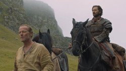 extant_GameOfThrones_6x01-TheRedWoman_3602
