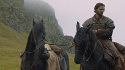 extant_GameOfThrones_6x01-TheRedWoman_3606