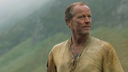 extant_GameOfThrones_6x01-TheRedWoman_3622