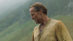 extant_GameOfThrones_6x01-TheRedWoman_3626