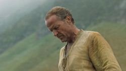 extant_GameOfThrones_6x01-TheRedWoman_3632