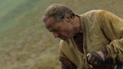extant_GameOfThrones_6x01-TheRedWoman_3638