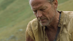 extant_GameOfThrones_6x01-TheRedWoman_3654