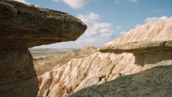 extant_GameOfThrones_6x01-TheRedWoman_3689