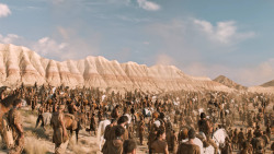 extant_GameOfThrones_6x01-TheRedWoman_3702
