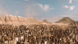 extant_GameOfThrones_6x01-TheRedWoman_3707