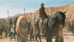 extant_GameOfThrones_6x01-TheRedWoman_3732