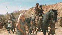 extant_GameOfThrones_6x01-TheRedWoman_3735