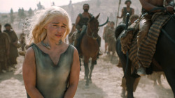 extant_GameOfThrones_6x01-TheRedWoman_3738
