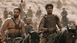 extant_GameOfThrones_6x01-TheRedWoman_3770